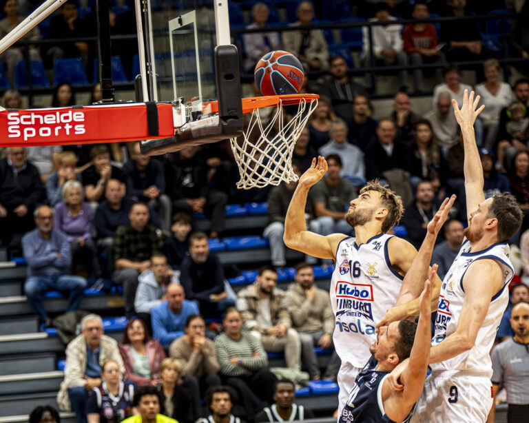 Basketbalwedstrijd Hubo Limburg United-Brussels Basketball BNXT League
